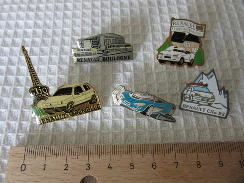 Job lot renault car badges - car,