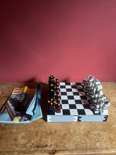 Lego 40174 iconic chess set - chess,