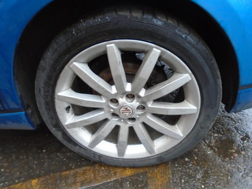 Se gt 5dr - se,