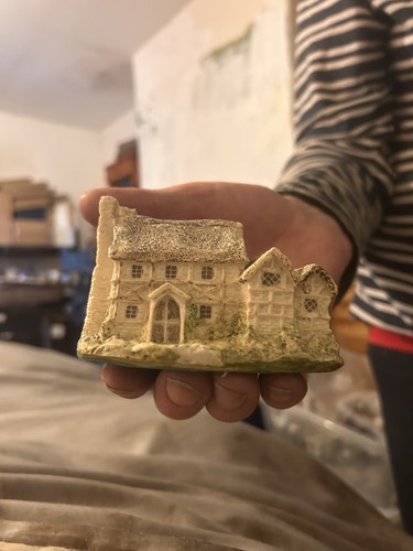 Cottage ornament - cottage,