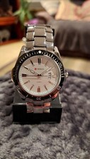 Mens Curren Quartz Watch with Date - M8110. New ?. Unworn.