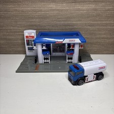 Tesco Petrol Gas Station Set
