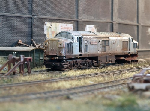 Scrapyard locomotive oo - scrapyard,