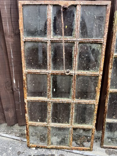 Set square panel cast - of,
