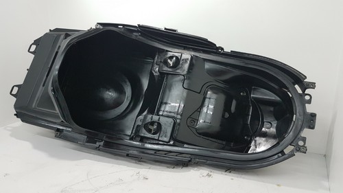 5ru 2473r underseat - underseat, storage