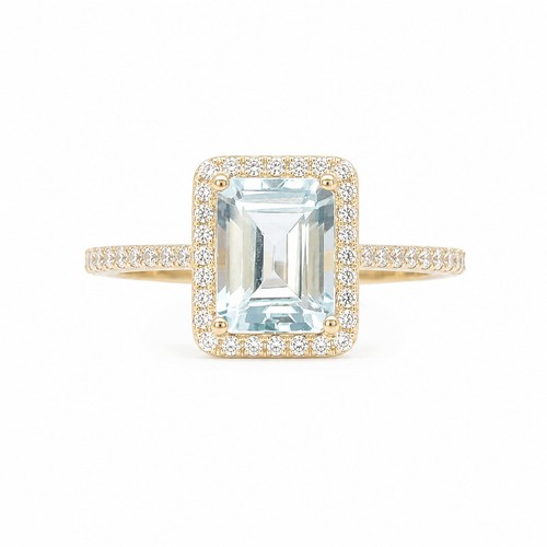 9ct yellow gold emerald - 9ct, emerald-cut