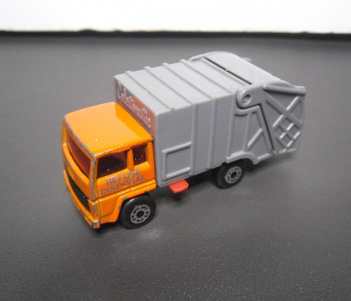 Matchbox superfast 36 refuse - matchbox,