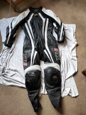 Frank Thomas FTL300 Xti 2 1pc Motorcycle Leather Race Suit  UK 44" Chest 