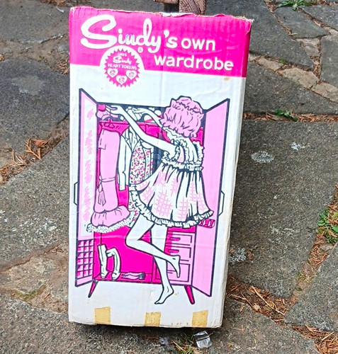 Sindy white gold plastic - sindy, &
