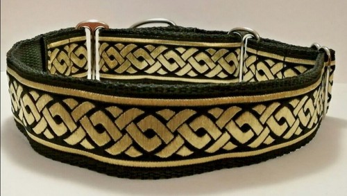 Gold celtic martingale - martingale, dog