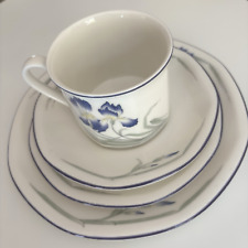 Vintage 1989 Royal Doulton Minerva 1 Cup 1 Saucer 2 Plates