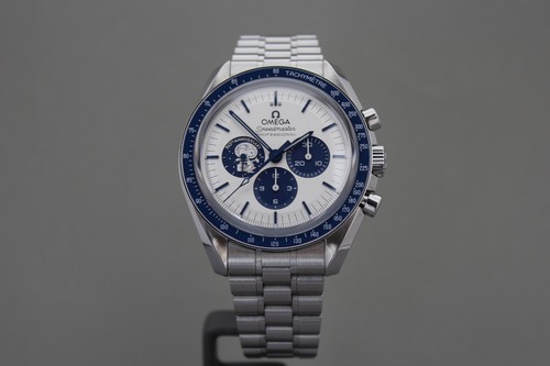 Omega speedmaster snoopy 50th - omega,