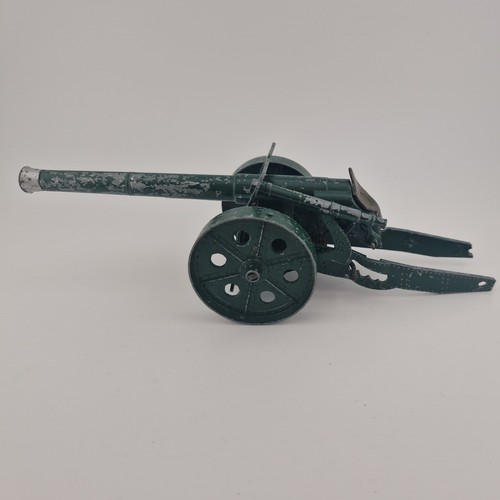 Britains vintage naval gun - naval,
