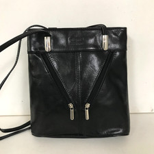 Pelle Black Leather Shoulder