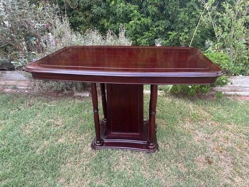 Empire style pedestal base - ,