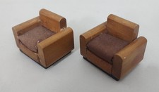 Vintage 1930s dolls house