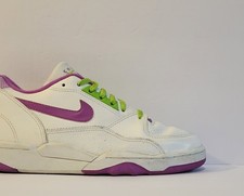Vintage Women 1991 Nike Court