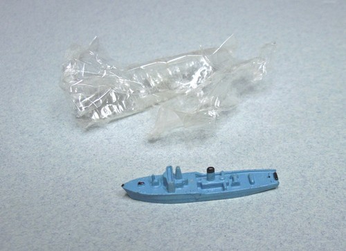 Triang minic ships m799 - triang, hms
