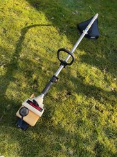 Ryobi RCT2800B petrol strimmer