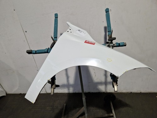 Renault megane wing front - renault,