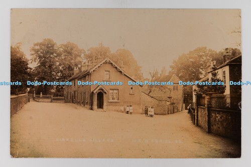 C032588 kirkella village east - c032588,
