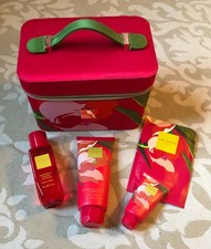 TED BAKER TRAVEL IN STYLE