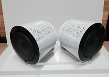 2 Bookshelf Speakers WHITE &