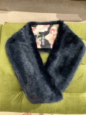 TED BAKER MIDNIGHT BLUE FAUX FUR SCARF WITH BEAUTIFUL TED BAKER FLORAL PRINT