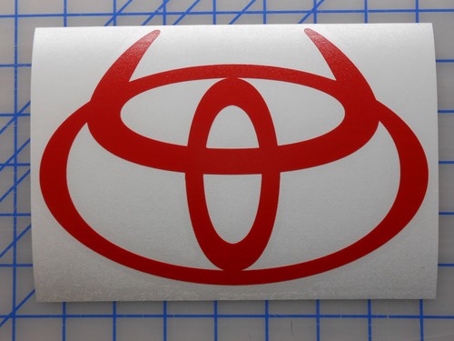 Huge toyota horns emblem - horns,