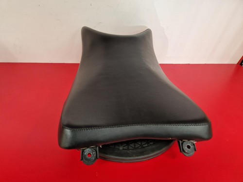 Honda cbr 125 front seat - r-f,