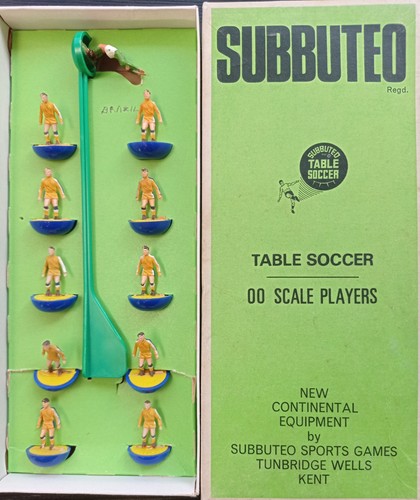 Subbuteo leeds 2nd - ref, 208