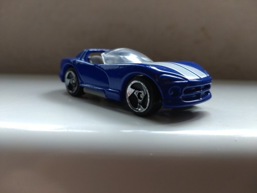 Hot wheels dodge - hot,
