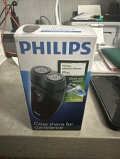 Philips Mens Electric Travel Shaver Twin Rotary Heads Cordless Battery PQ206/18