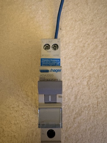 Hager ada332g a - 32,