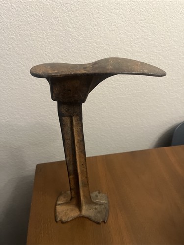 Vintage cast iron - cast, cobblers