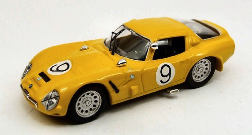 Vehicles scale model car - 1:43,