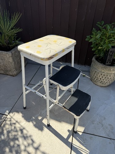 Vintage folding step - vintage,