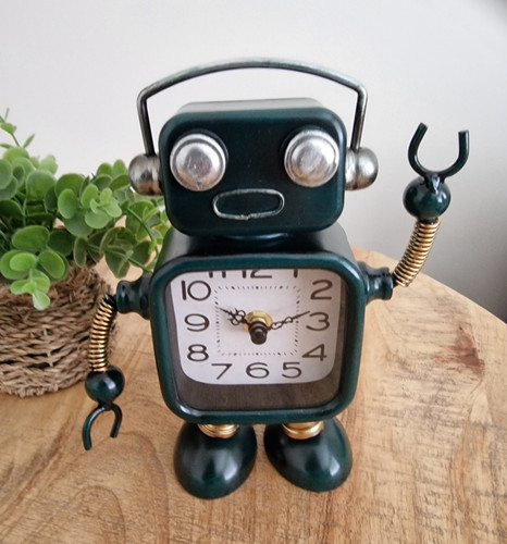 Metal robot clock - metal,