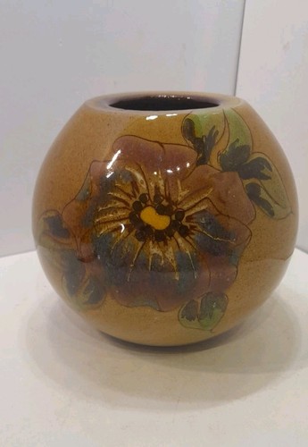 Orb vase with floral - orb,