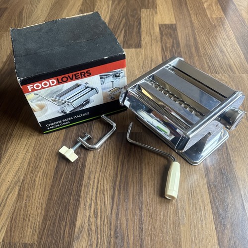 Pasta machine food lovers - pasta,