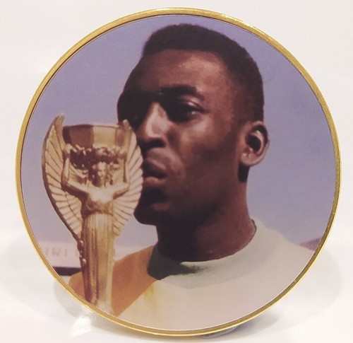 Pele vintage gold coin world - pele,