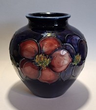 Moorcroft Vase Anemone