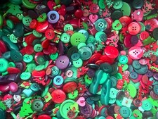 Mixed Buttons / Plastic Buttons / Assorted Buttons & Shapes / Arts & Crafts