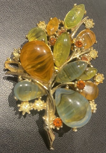 Vintage brooch exquisite - vintage,