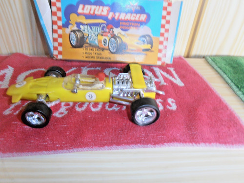Telsalda yellow lotus racing - telsalda,