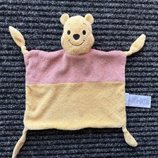 2019 Disney Store Winnie The