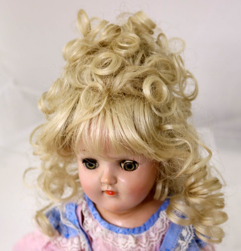 Wig doll size pale - pale, blonde