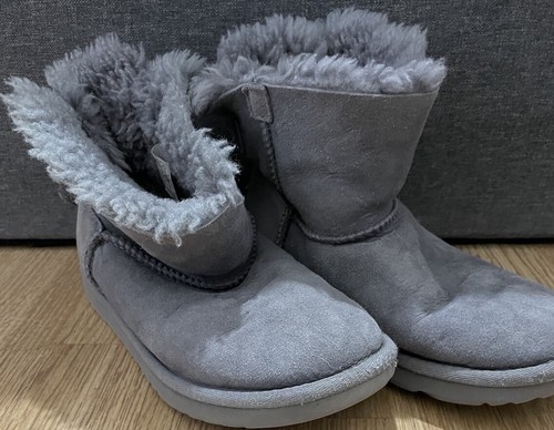 Girls grey ugg mini bailey - girls,