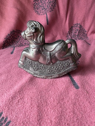 Vintage pewter metal - metal, rocking