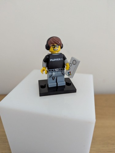 Lego minifigures series - series,